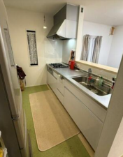 甲府市新田町、中古一戸建ての画像です