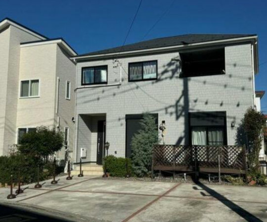 甲府市新田町、中古一戸建ての画像です