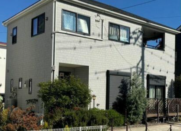 甲府市新田町、中古一戸建ての画像です