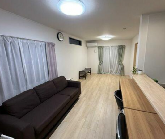 甲府市新田町、中古一戸建ての画像です