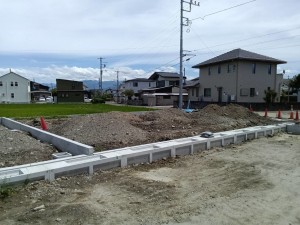 甲府市富竹、土地の画像です