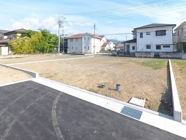甲府市大里町、土地の画像です