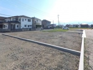 甲府市大里町、土地の画像です