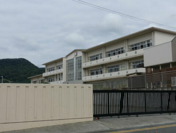 甲府市緑が丘、土地の画像です