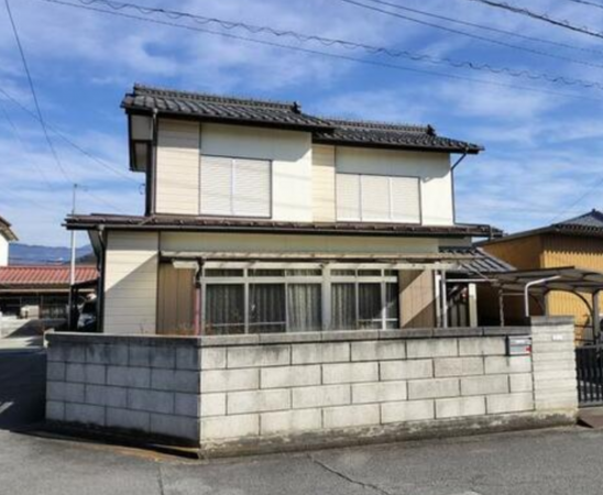 甲斐市万才、中古一戸建ての画像です