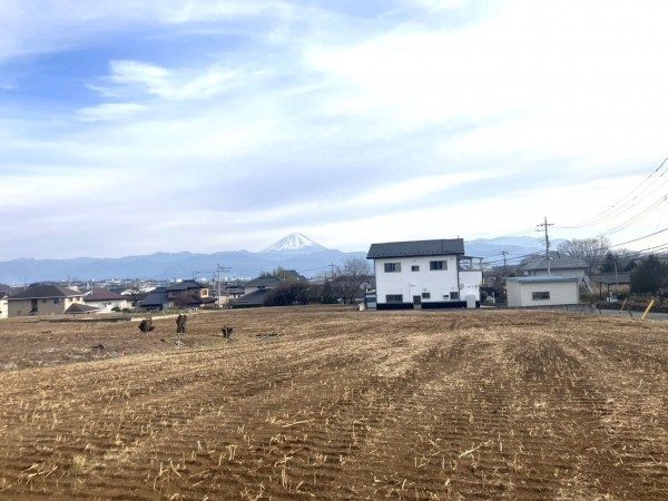 甲斐市宇津谷、土地の画像です