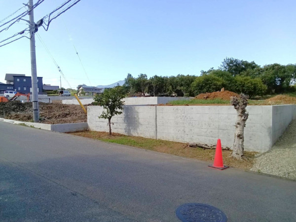 甲斐市宇津谷、土地の画像です