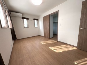 甲府市里吉、中古一戸建ての画像です