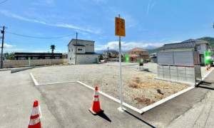 甲府市屋形、土地の画像です