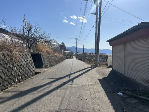 甲州市塩山下萩原、土地の画像です