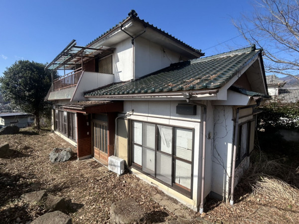 甲州市塩山下萩原、土地の画像です