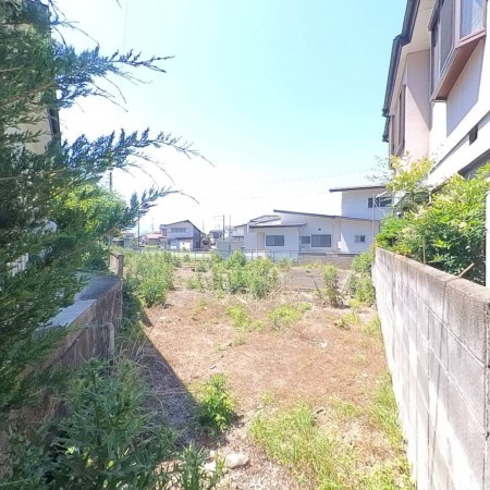甲府市羽黒町、土地の画像です
