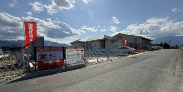中央市下河東、新築一戸建ての画像です