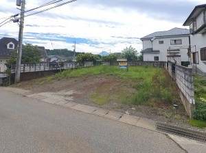 甲斐市団子新居、土地の画像です