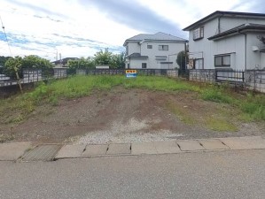 甲斐市団子新居、土地の画像です