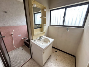 甲府市湯田、中古一戸建ての画像です