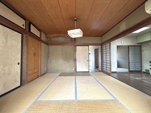 甲府市湯田、中古一戸建ての画像です