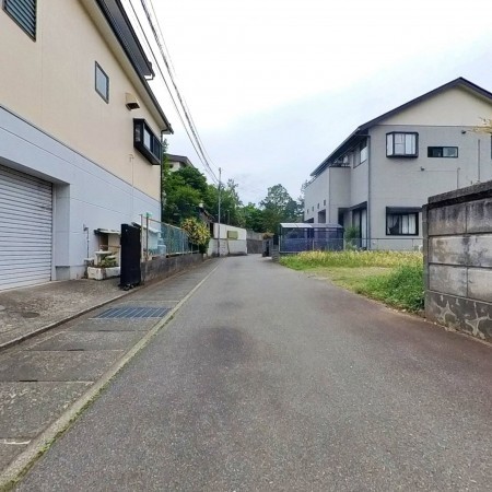 甲府市貢川、土地の画像です