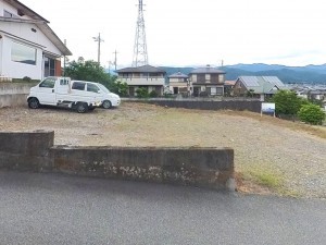 甲斐市龍地、土地の画像です