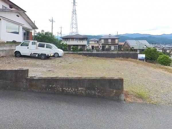 甲斐市龍地、土地の画像です