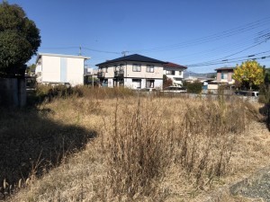 甲府市貢川、土地の画像です