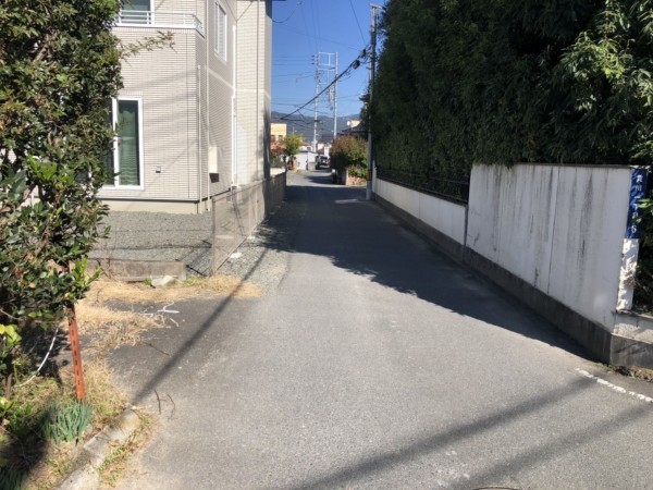 甲府市貢川、土地の画像です