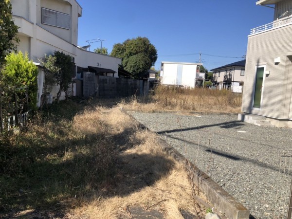 甲府市貢川、土地の画像です
