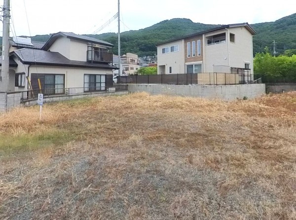甲府市羽黒町、土地の画像です