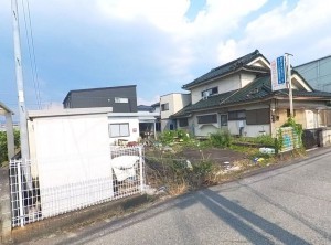 甲斐市万才、土地の画像です