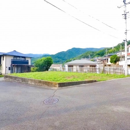 甲府市古府中町、土地の画像です