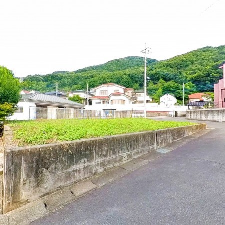 甲府市古府中町、土地の画像です