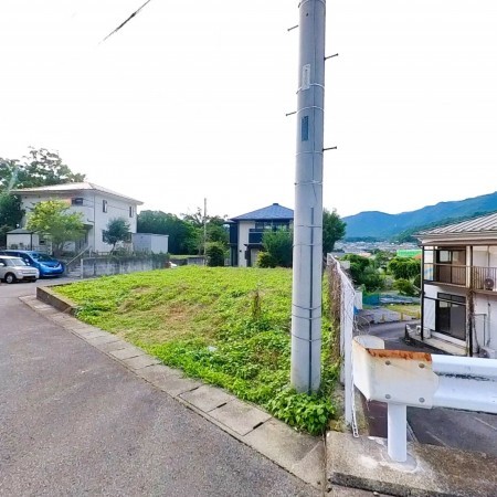 甲府市古府中町、土地の画像です