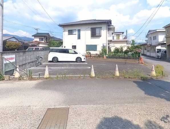 甲府市飯田、土地の画像です