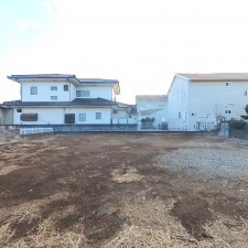 甲府市貢川、土地の画像です