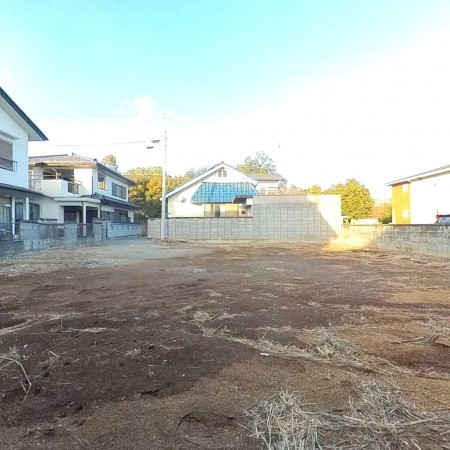 甲府市貢川、土地の画像です