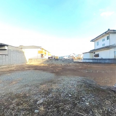 甲府市貢川、土地の画像です