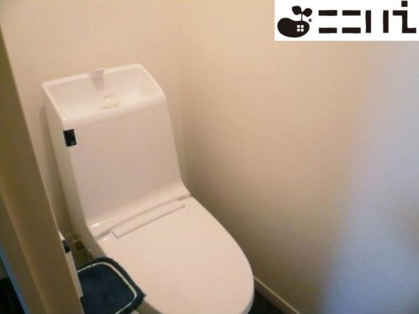 たつの市御津町室津、マンションのトイレ画像です