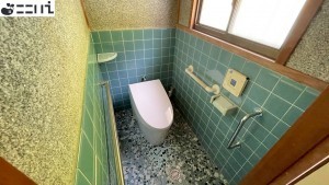 相生市山手、中古一戸建てのトイレ画像です