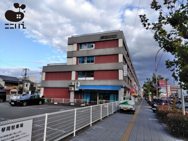 姫路市琴岡町、マンションの外観画像です