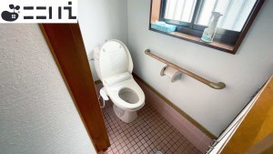 揖保郡太子町佐用岡、中古一戸建てのトイレ画像です