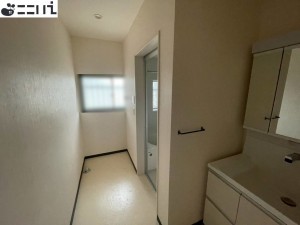 たつの市龍野町北龍野、中古一戸建ての洗面画像です
