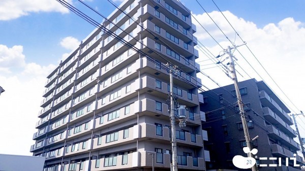 姫路市飾磨区恵美酒、マンションの外観画像です