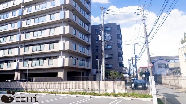 姫路市飾磨区恵美酒、マンションの外観画像です
