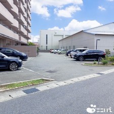 姫路市飾磨区細江、マンションの駐車場画像です