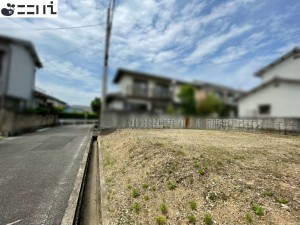 たつの市揖保川町神戸北山、土地の前面道路を含む現地写真画像です