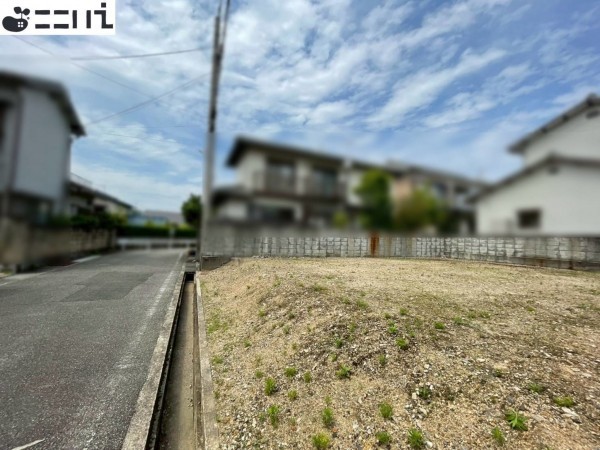たつの市揖保川町神戸北山、土地の前面道路を含む現地写真画像です