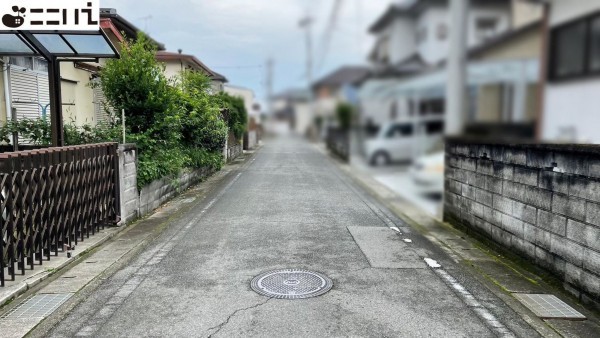 たつの市揖保川町新在家、土地の前面道路を含む現地写真画像です