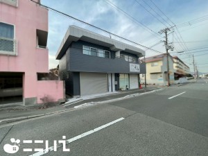 姫路市城東町、収益/事業用物件/店舗付住宅の外観画像です