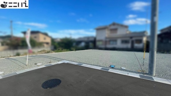 たつの市龍野町中村、土地の前面道路を含む現地写真画像です