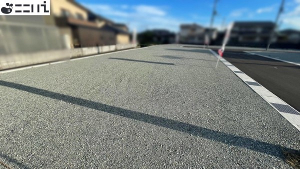 たつの市龍野町中村、土地の前面道路を含む現地写真画像です